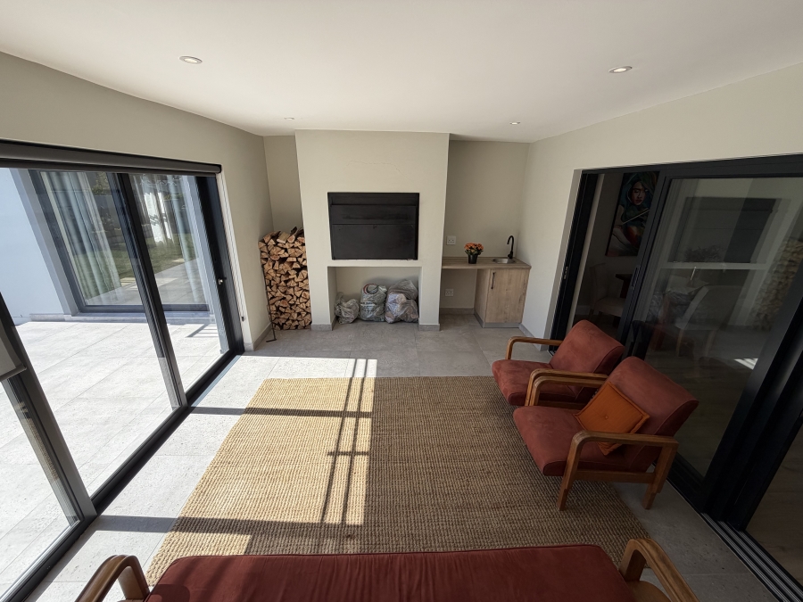 4 Bedroom Property for Sale in Kingswood Golf Estate Western Cape